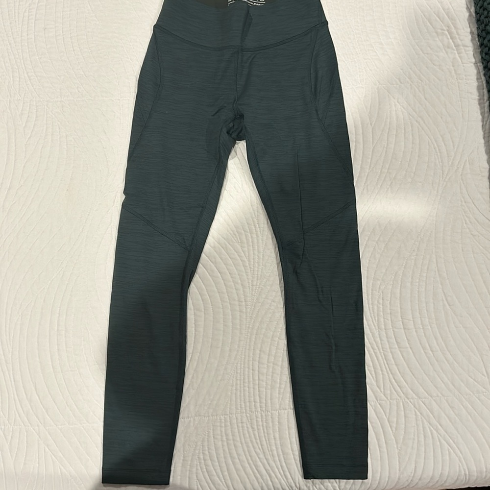 Outdoor voices green workout set